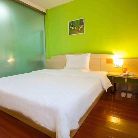 7Days Inn Zixing Dongjianghu Habitación foto